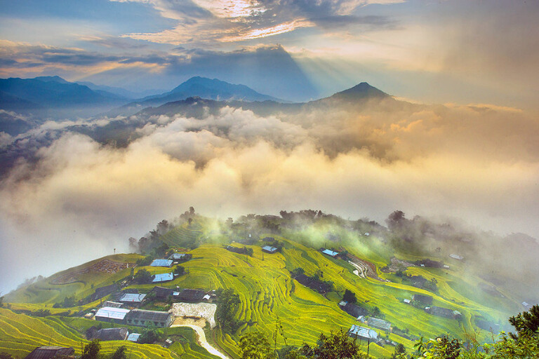 Ha Giang spring - the flower-blooming season